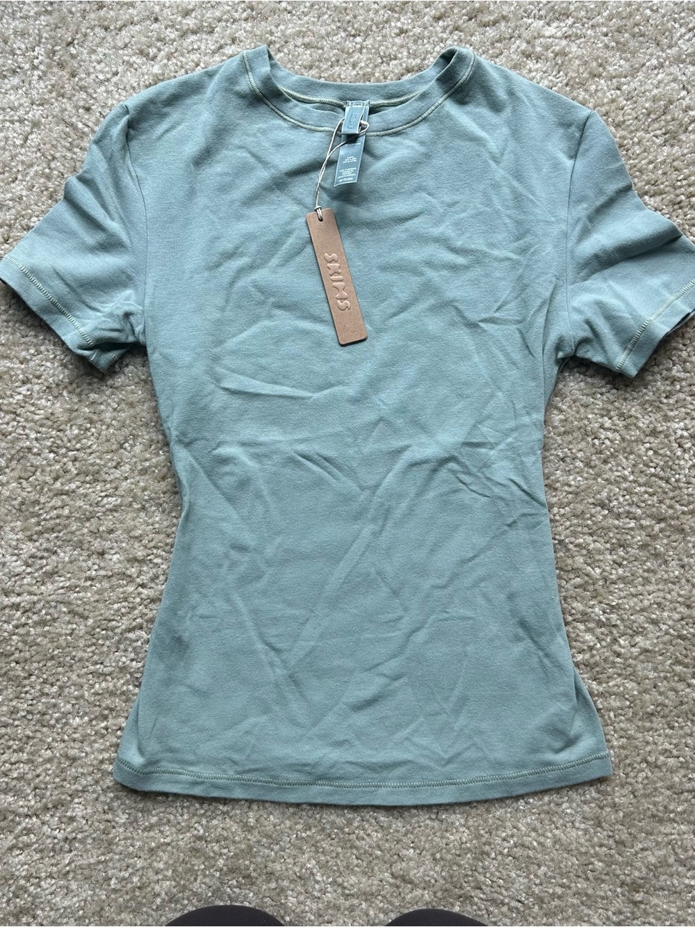 Skims cotton t-shirt in sage green